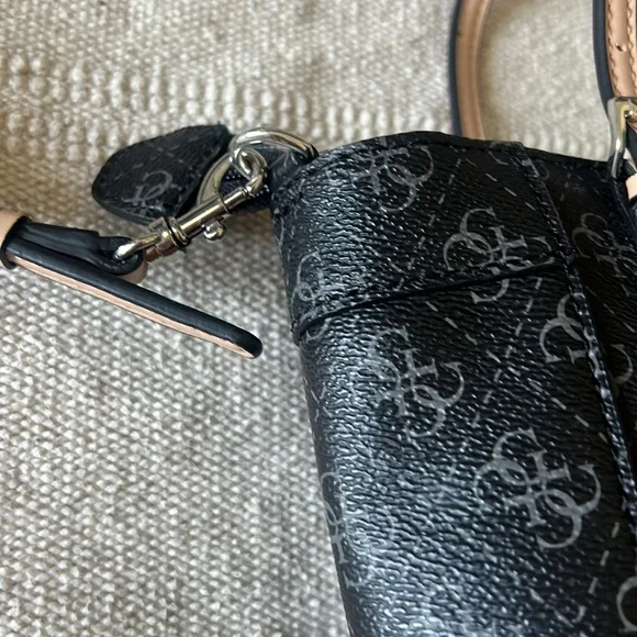 GUESS Delaney Logo Mini Tote - Picture 8 of 16